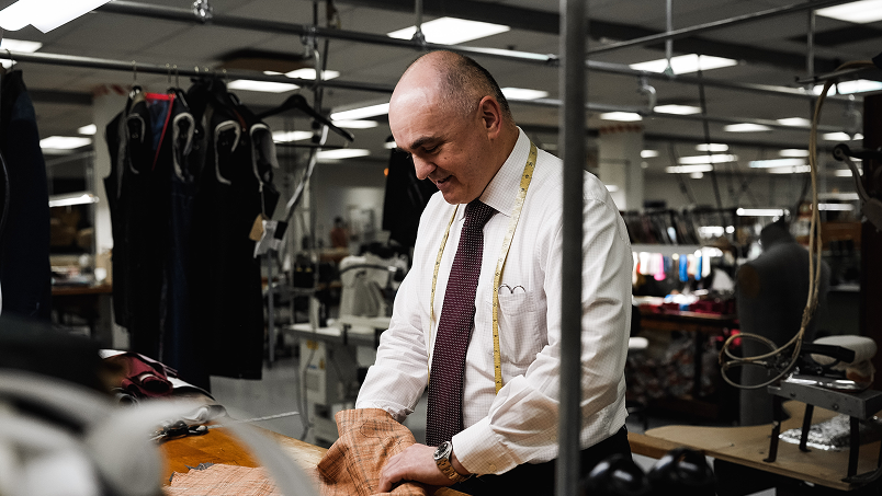Oxxford factory tailor at work